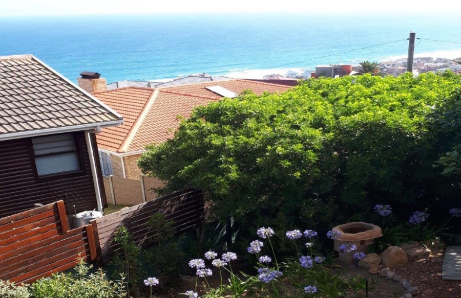 3 Bedroom Property for Sale in Dana Bay Western Cape